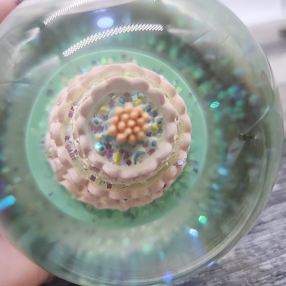 Birthday Cake Snowglobe [109]