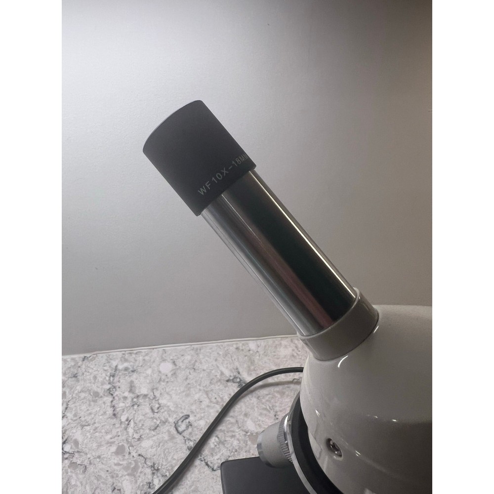 Carolina Biological Wolfe Educational Microscope JL