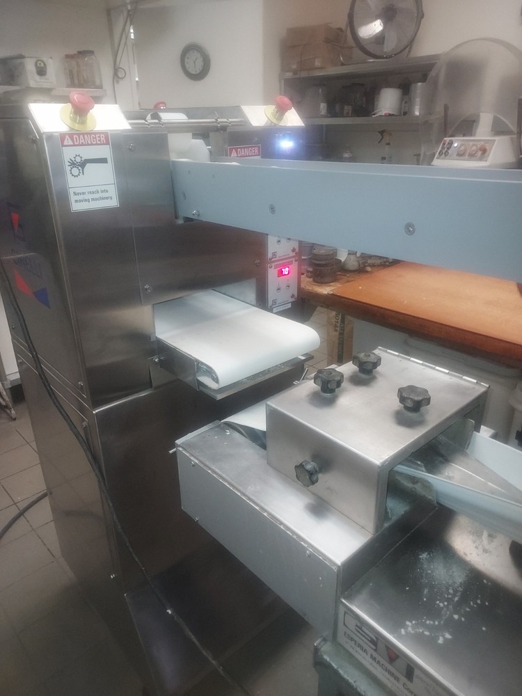 DOUGH DIVIDER VARIABLE SPEED/SIZE