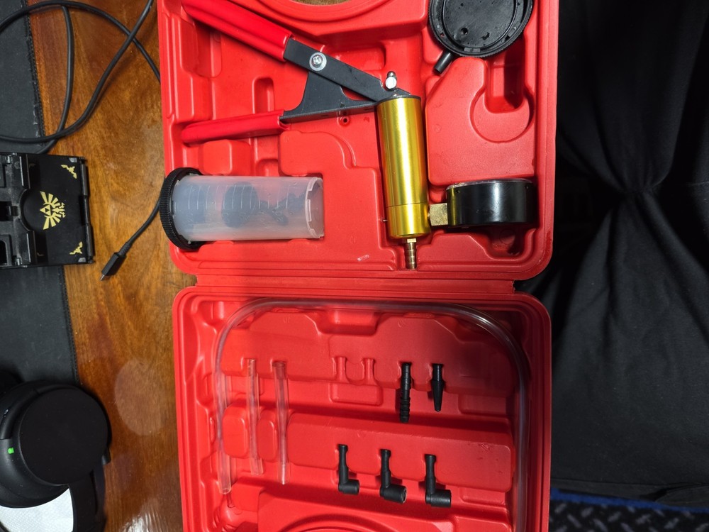 Brake Bleeder and Vacuum Pump Kit