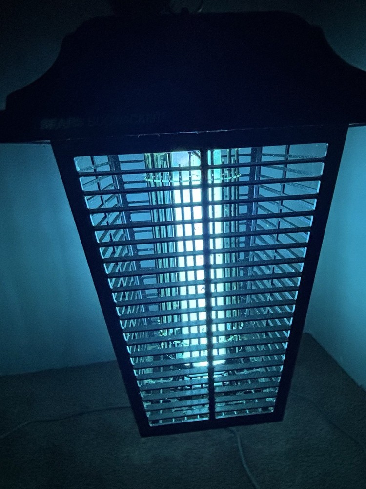 Sears Best Programmable Bugwacker Insect Killer Model 7114083 80 Watts ~ Working