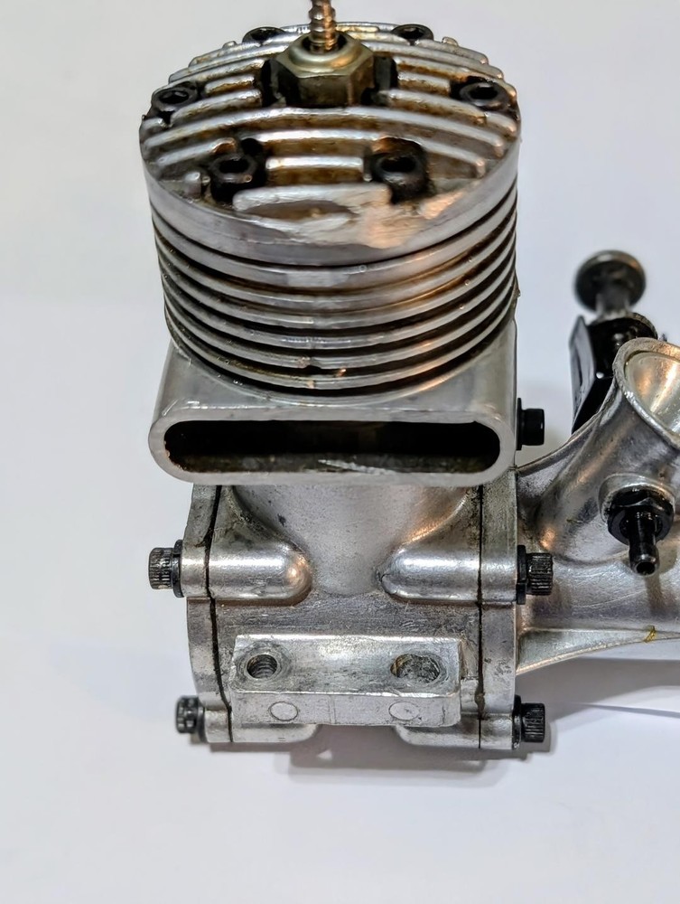 K & B 35 SERIES 75 CONTROL LINE ENGINE, PRE-OWNED, EXCELLANT COMPRESSION