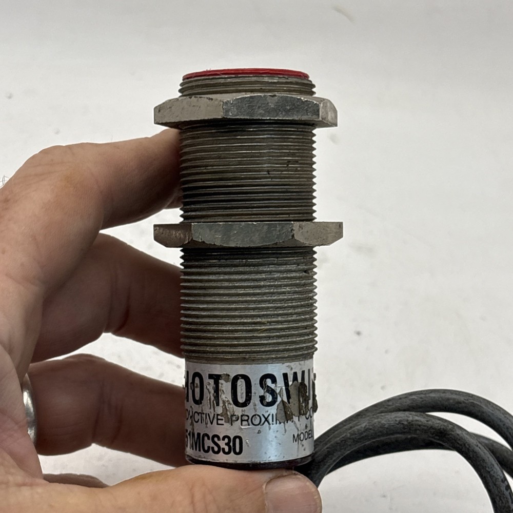 ECA Photo Switch Inductive Proximity Limit Control Type 51MCS30 Model 10FAXX