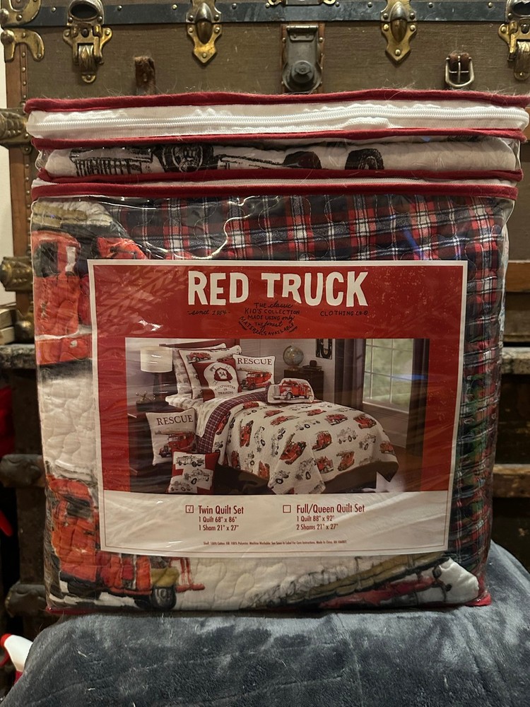 Red Truck Quilt Set