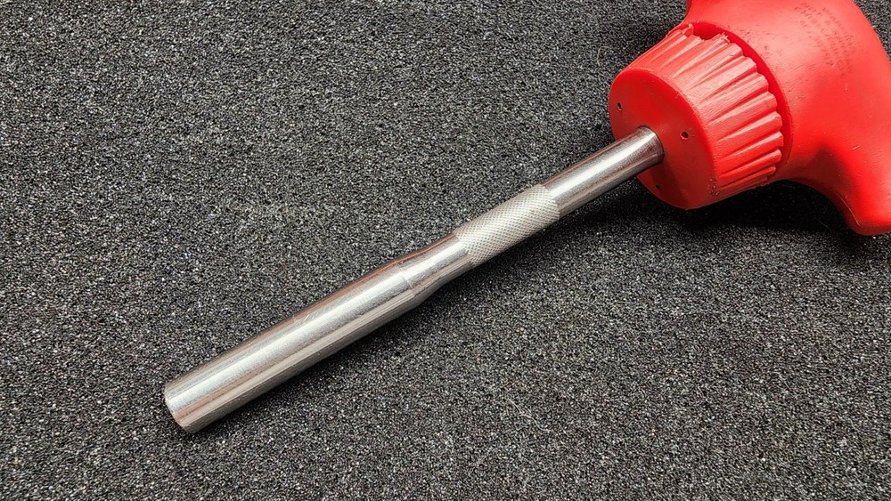 Snap-On Ratcheting T-Handle Screwdriver/Bit Driver - SSDMRT4 Red