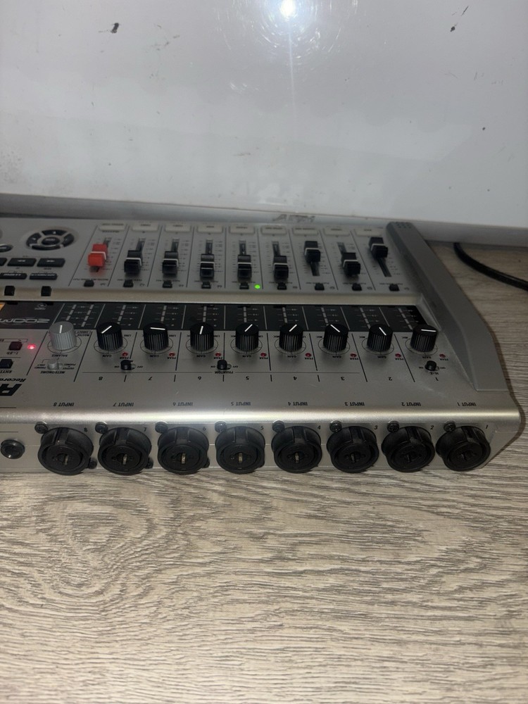 ZOOM R24 Digital Multi Track Recorder 24 Track Interface Controller 8 Channel