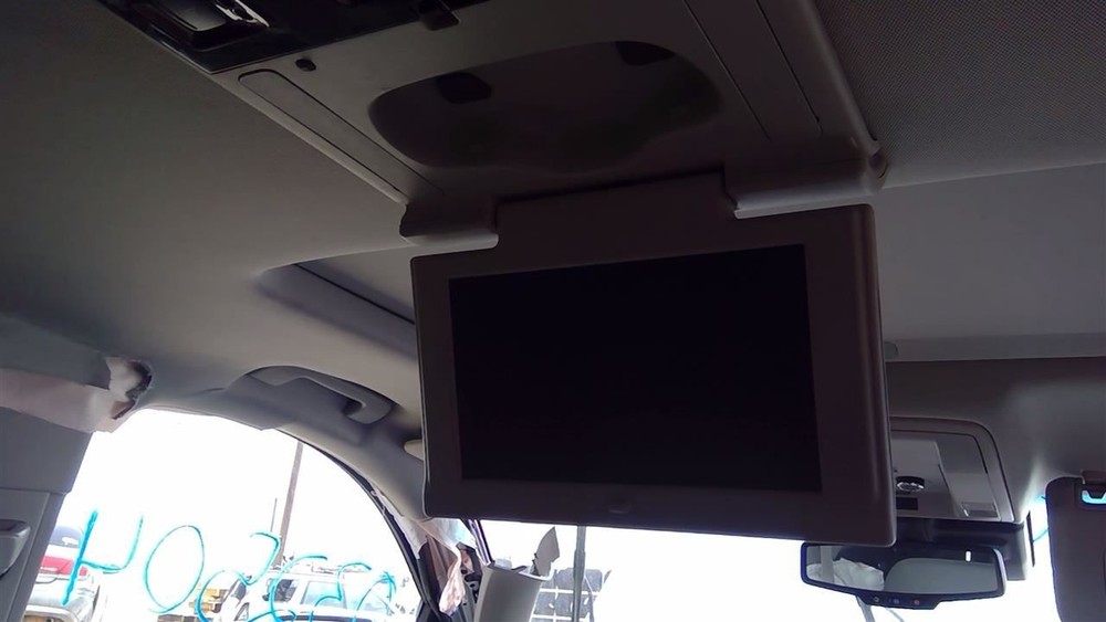 Info-GPS-TV Screen Display Screen Entertainment System Fits 15 ESCALADE 1098896