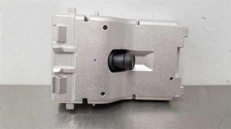 19 CHEVY CAMARO FRONT VIEW WINDSHIELD MOUNTED CAMERA 84570779