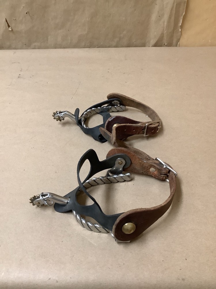 SMALL PAIR SPURS (G29012426)