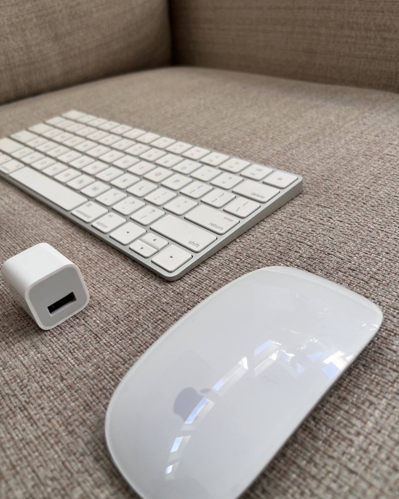 Apple A1644 Magic Keyboard A1657 Magic Mouse 2 + Charger + Cable