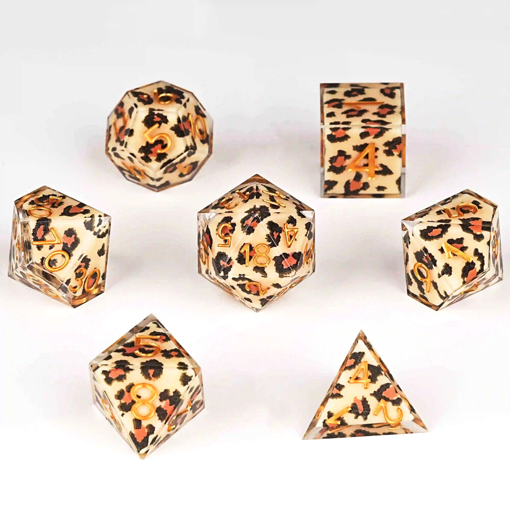Resin DND Dice Set Sharp Edge Polyhedral 7PCS RPG Dungeons Dragons Leopard Print