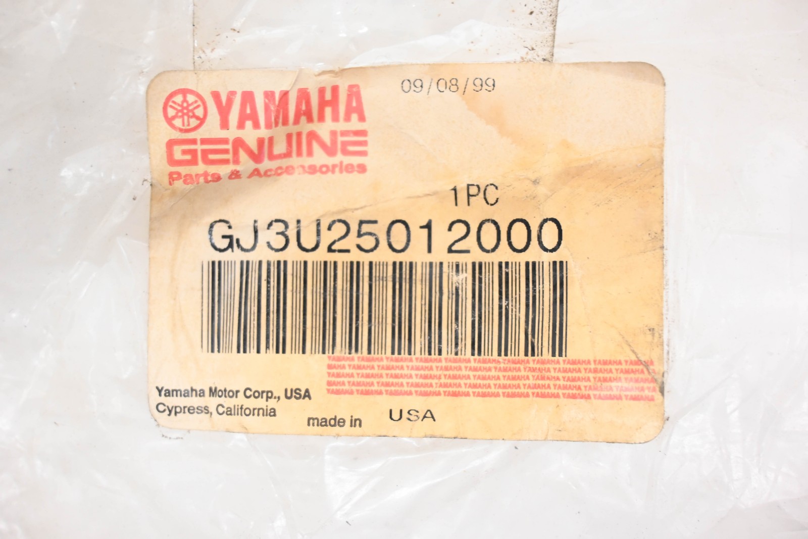 New OEM Yamaha GJ3-U2501-20-00 Front Bumper Bow Nose Gunwale NOS