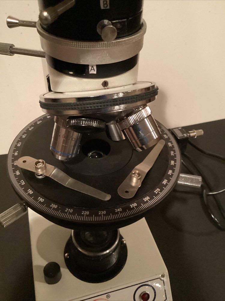 Never used - polarized light microscope