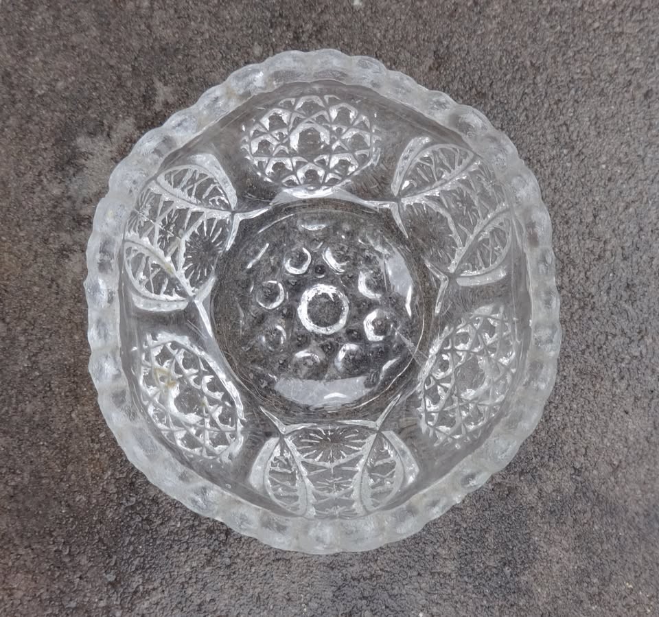 1908 Indiana #300 Glass Mini Berry Dish, Open Salt Dip, Cellar, Dish!