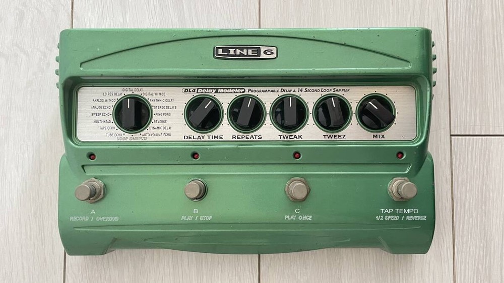 LINE6 DL4 Stompbox Delay Modeler 98746