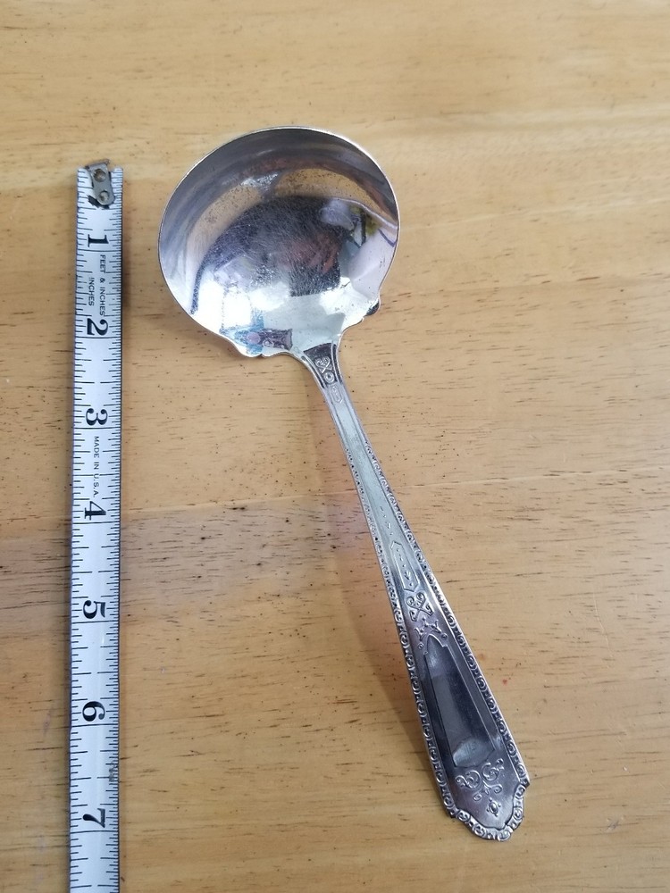 CLEAN DISTRESSED NATIONAL TWO PATTERN SILVERPLATED GRAVY LADLE