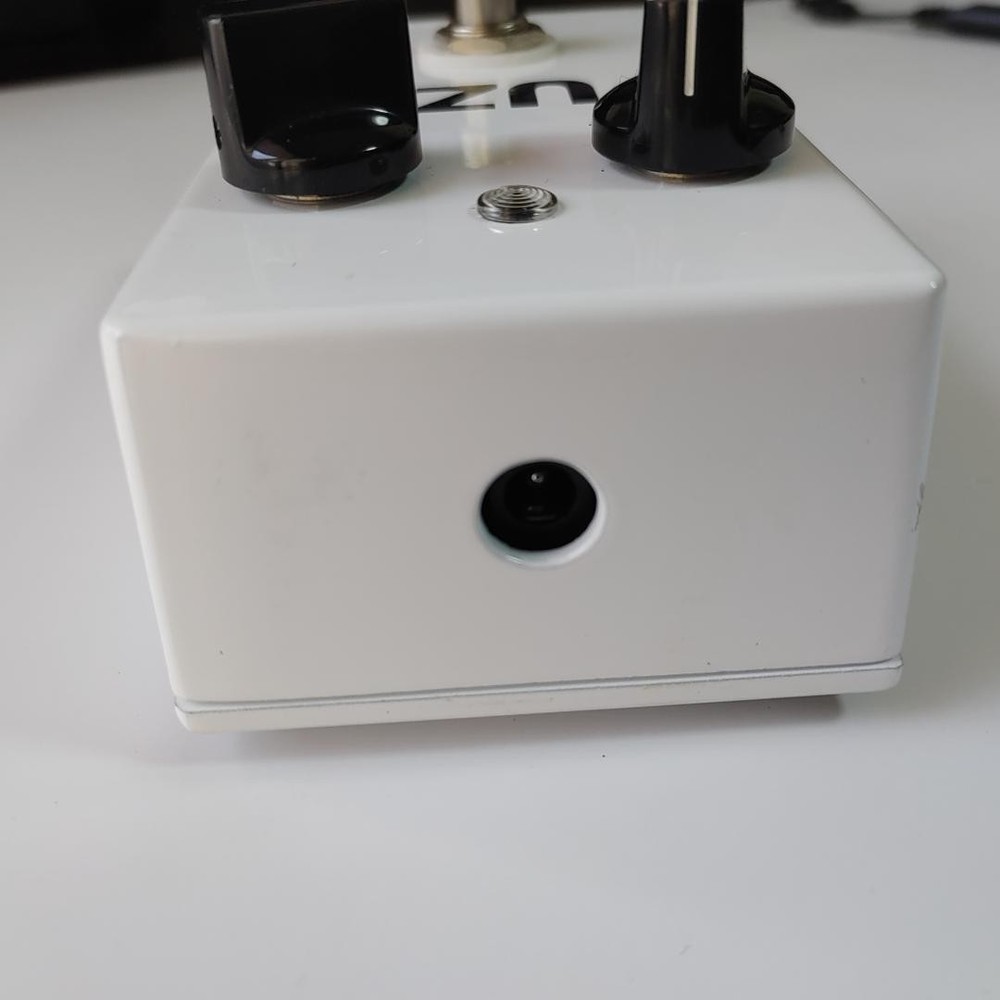 Mint AREA 51 FUZZ Guitar Effects Pedal