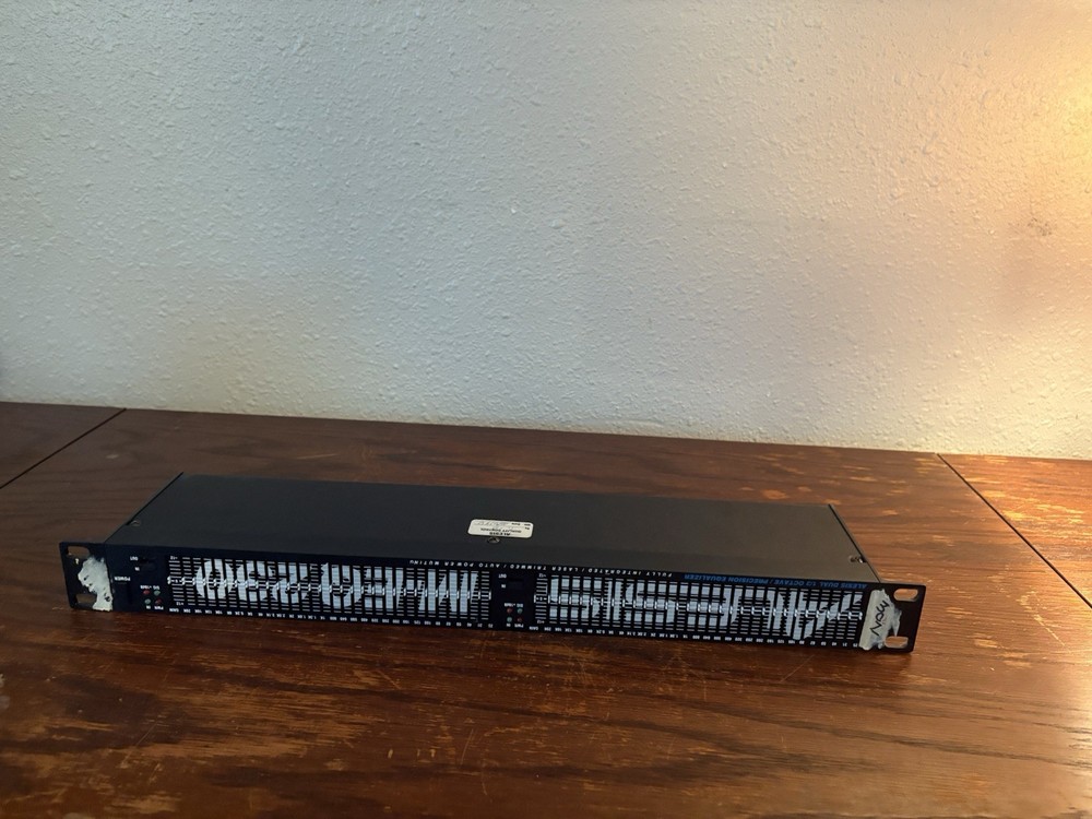 Alesis M-EQ 230 Dual 1/3 Octave Precision Equalizer