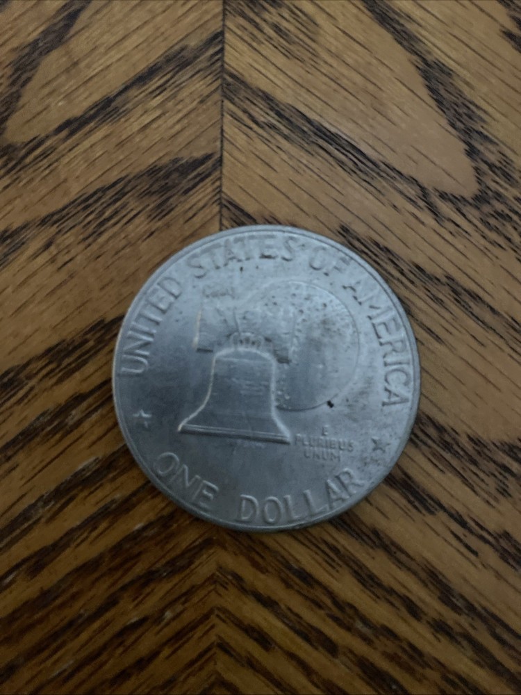 1976 Bicentennial Eisenhower Dollar Coin Error No Mint Mark