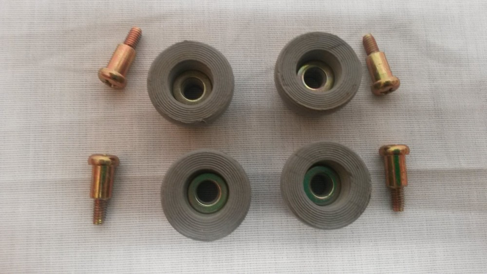 Panasonic Automatic Breadmaker model SD-BT6P Replacement Feet w/ Screws