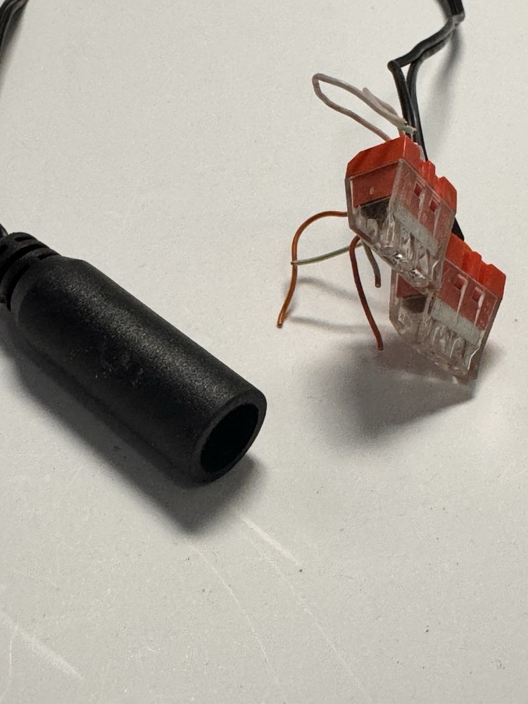 VALCOM VP-2124A Power Supply Adapter 24V 2A