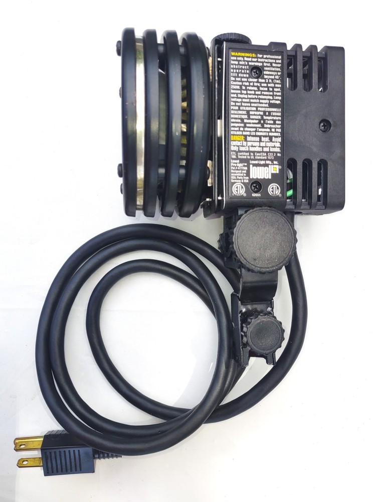 Lowel Pro-Light Focusing Flood Light