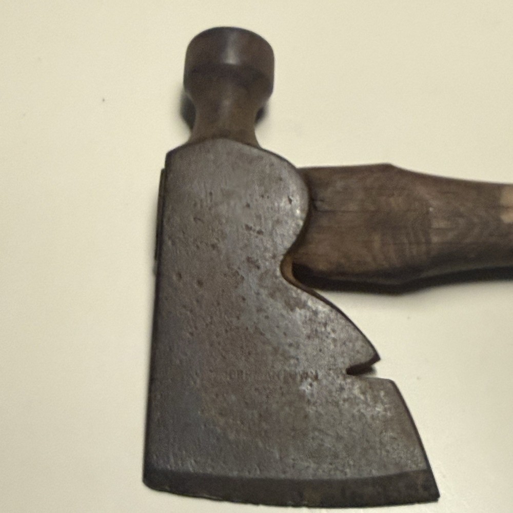 Antique Germantown PA Lathing Hatchet Carpenter Roofing Nail Puller Axe