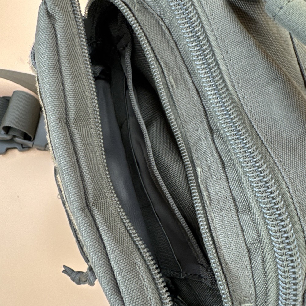 HIGHLAND TACTICAL Eagle Sling Bag - Conceal Carry