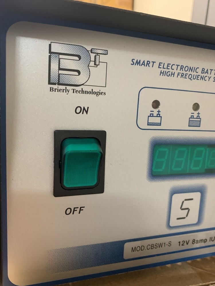 Battery Charger SMART ELECTRONIC HIGH FREQUENCY SYSTEM CBSW1-S BRIERLY TECH.