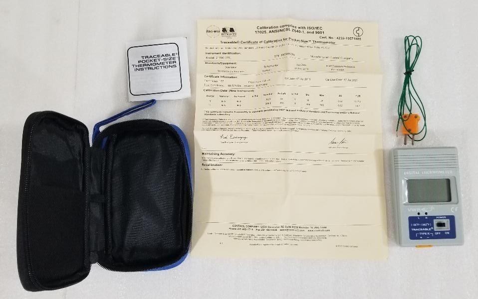 VWR Traceable Type-K Thermometer °F Pocket Size w/ Probe, Case, Cert
