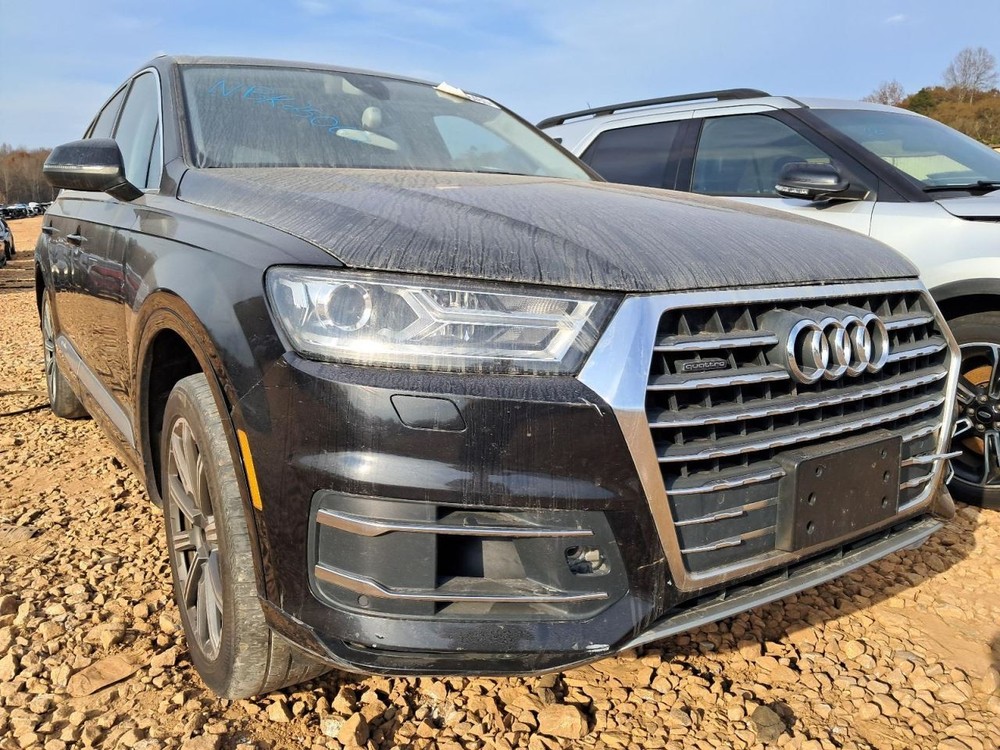 Fuse Box Engine Fits 17-24 AUDI Q7 4874458
