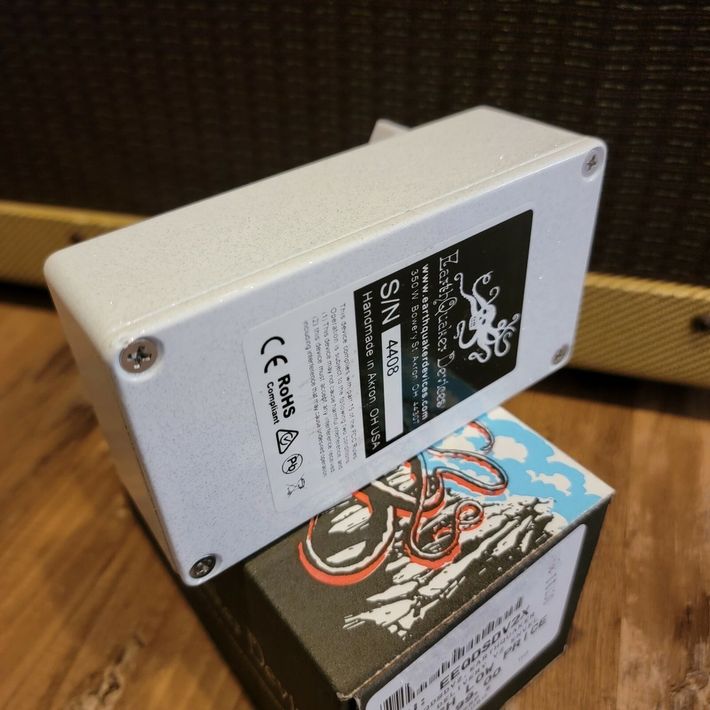 Earth Quaker Spatial Delivery Envelope Filter Sample & Hold Guitar Effect Pedal