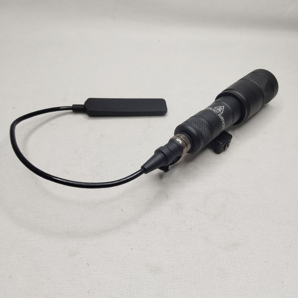 Tactical Weaponlight M340V LED Flashlight Constant White Light