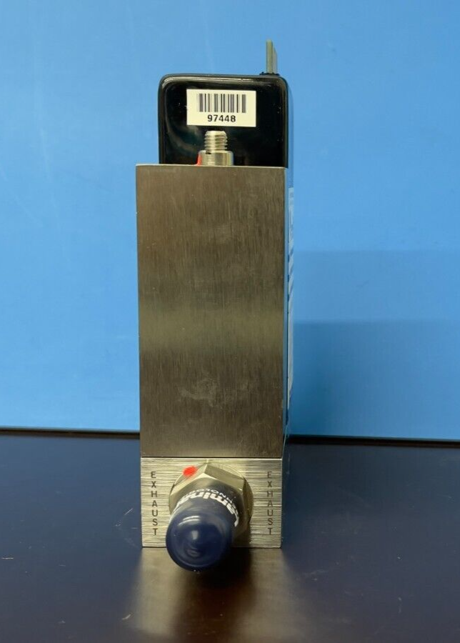 Unit Instruments UFC-1200A Range:200 SCCM Gas:N2 Mass Flow Controller