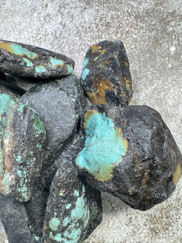Moon River turquoise rough stabilized