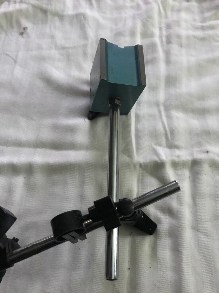 gage magnetic base holder