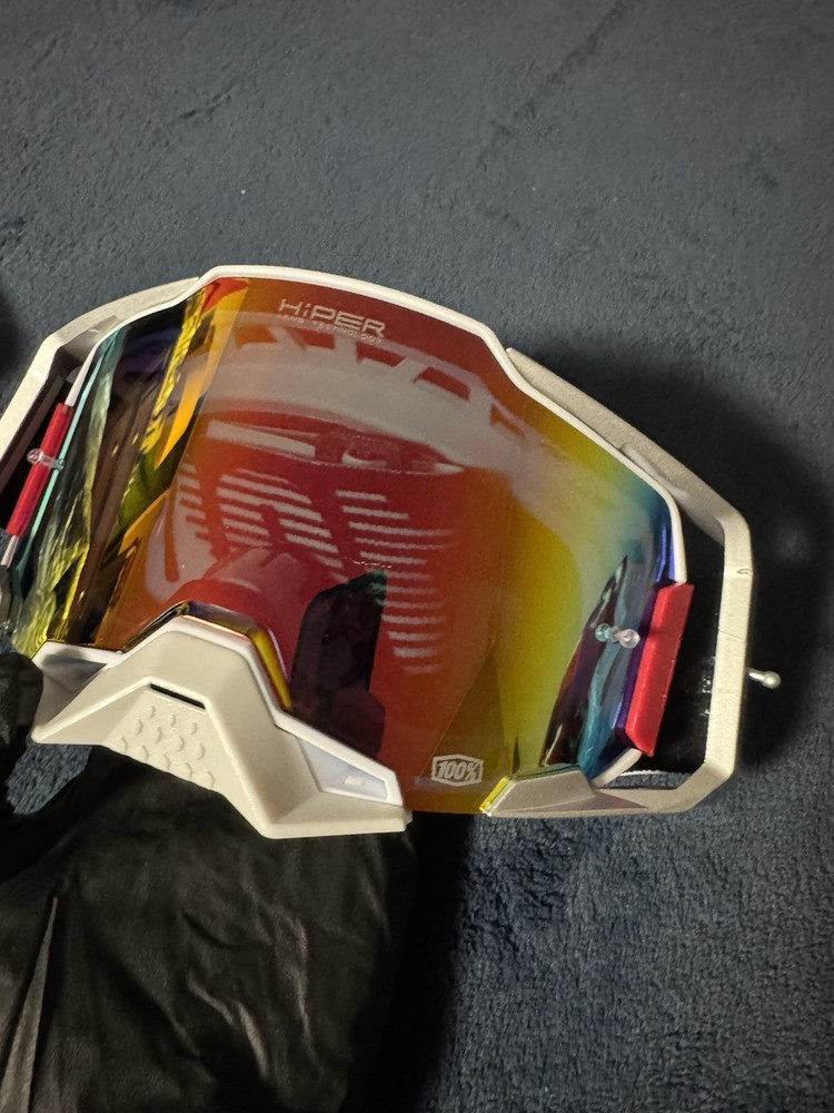 White 100% Goggles Hiper Lens Technology