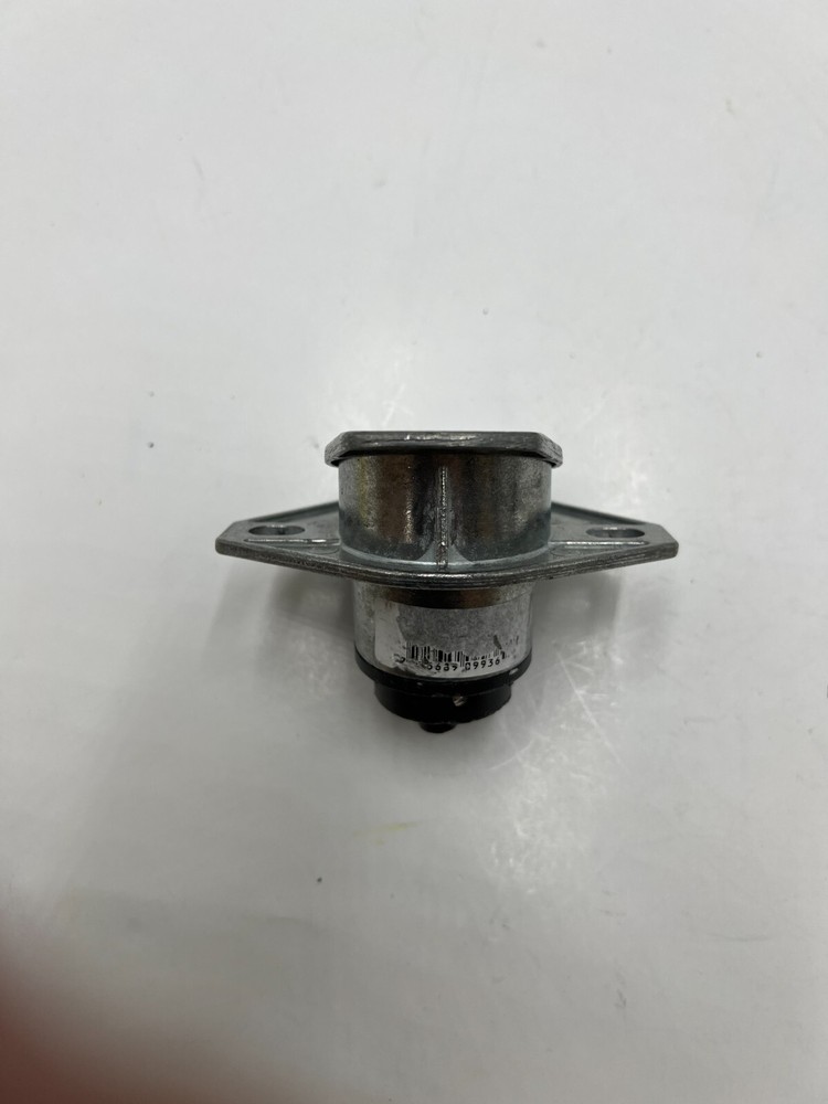QTY 3 Phillips 7 Way Conductor Socket, Split Pin, 2 Bolt Hole / Elongated Hole