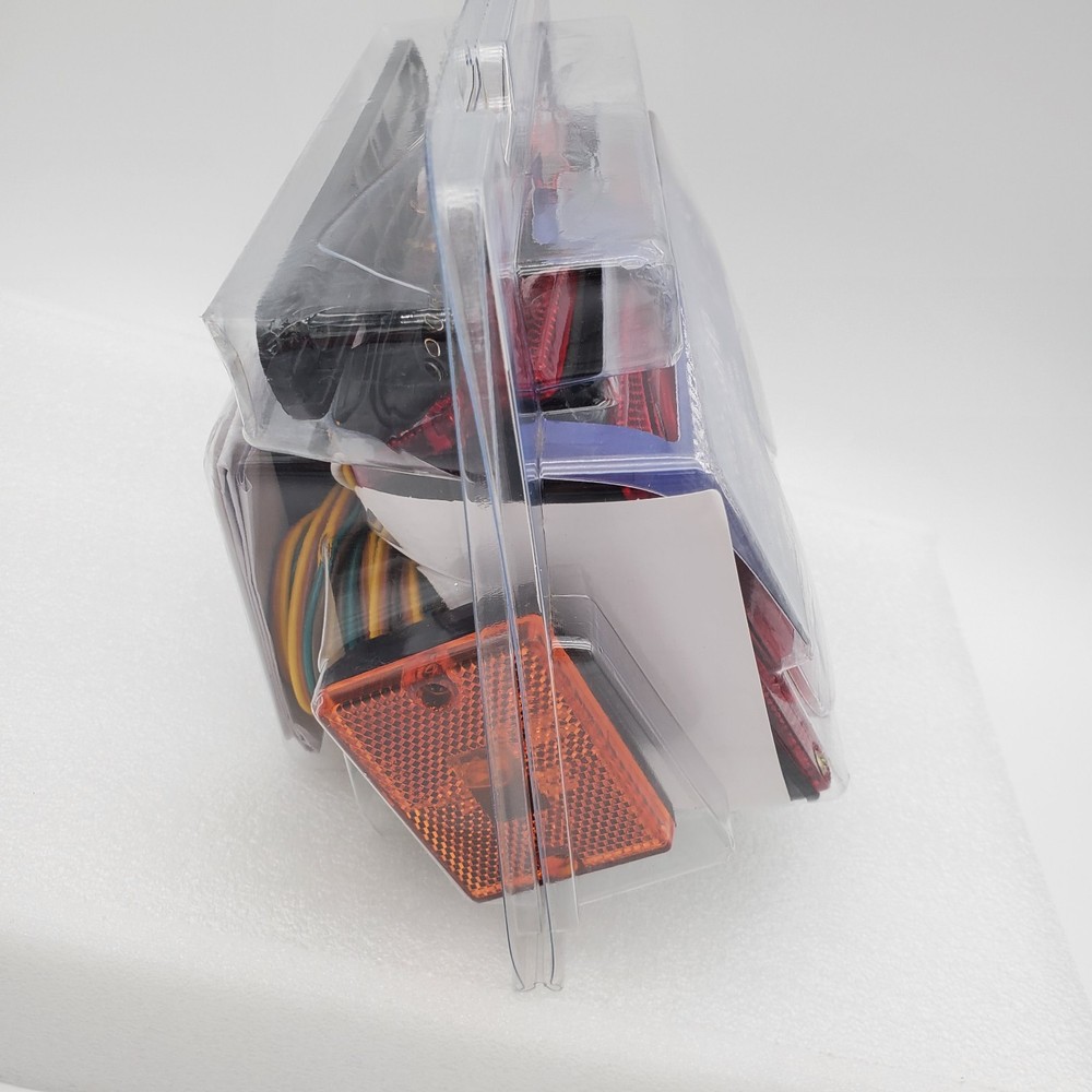 Submersable Trailer Light Kit Combo + Herness, Bracket, Mounting Hardware 652305