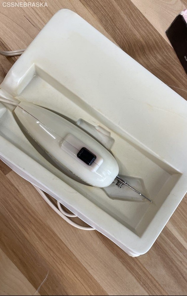 SEARS Vintage Sears Electric Scissors with original box