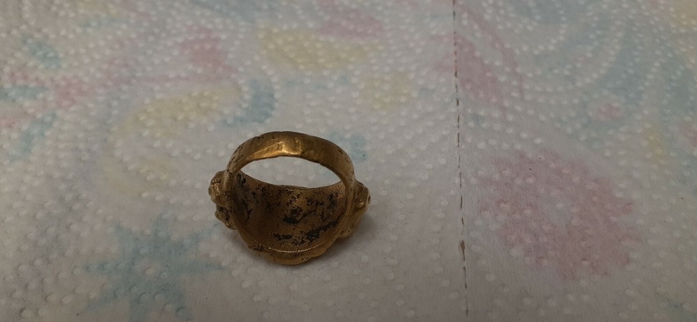 Ancient Roman warrior ring