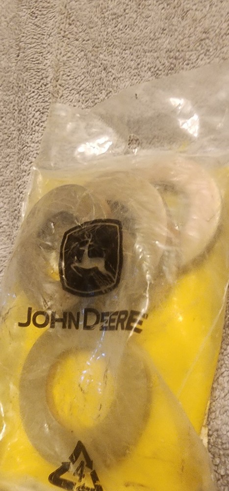 john deere 24M7243 washers 5 pack nos
