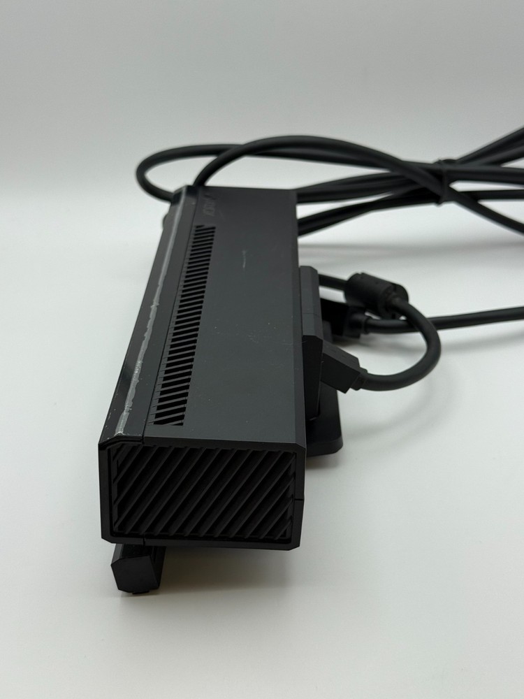 Microsoft Xbox One Kinect Wired Motion Sensor Black Model 1520 OEM