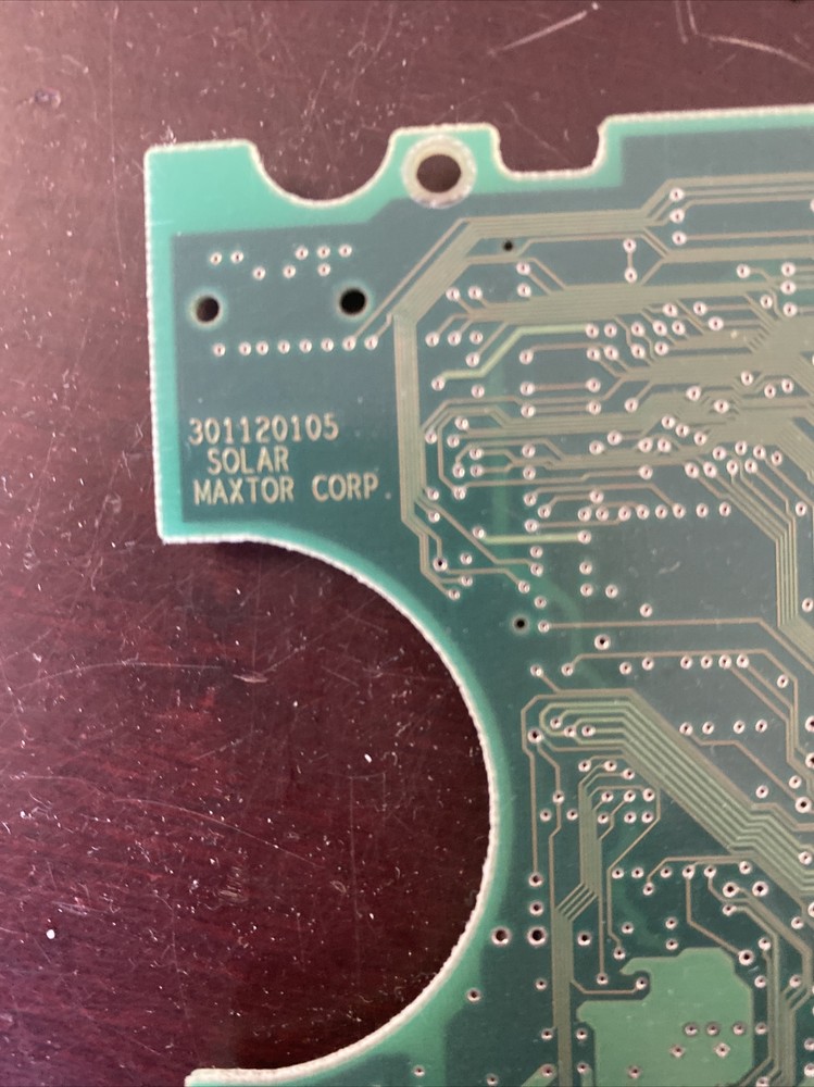 Maxtor PCB Board 301120105