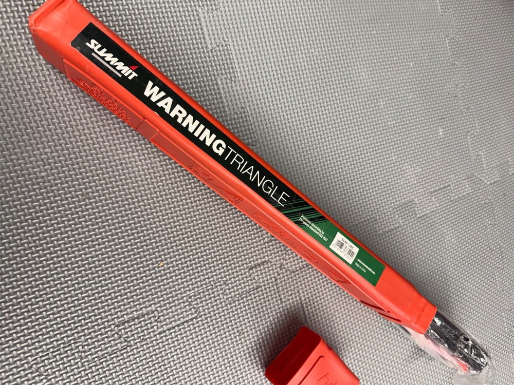 Summit Motorists Warning Triangle EC Approved