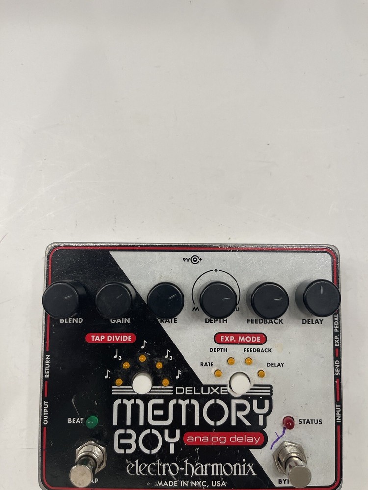 Electro Harmonix Deluxe Memory Boy Analog Delay Guitar Effect Pedal
