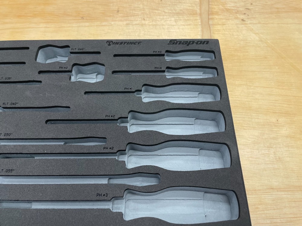 Snap-on Tools TITANIUM FOAM Tray for 16pc Soft Grip Screwdriver Set FMSGD01BDT