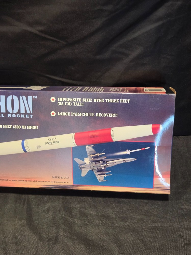 ESTES #2129 PYTHON Flying Model Rocket Kit - Explorer Series NEW