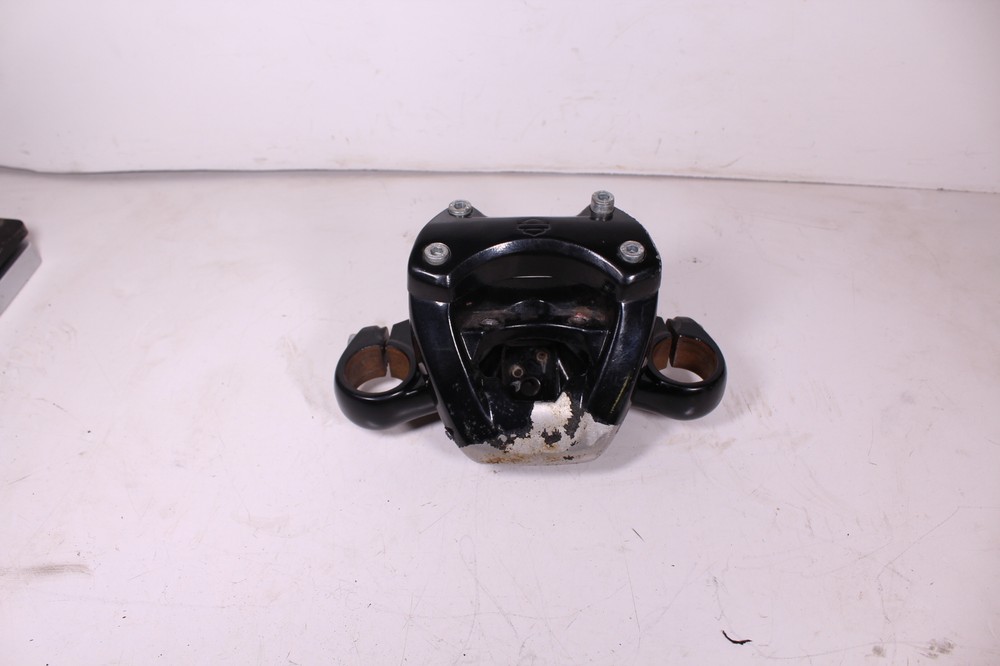 HARLEY DAVIDSON STREET 750 UPPER TRIPLE CLAMP / TREE