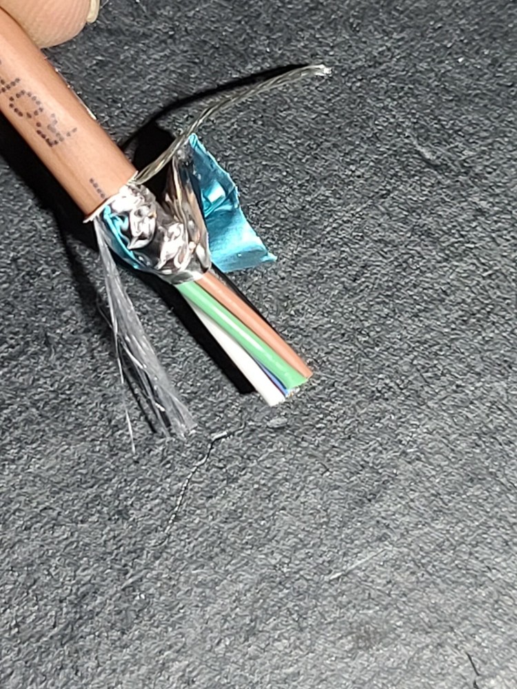 Carol E2106S 22/6C Shielded Control/Communications Cable Plenum Tan /100ft